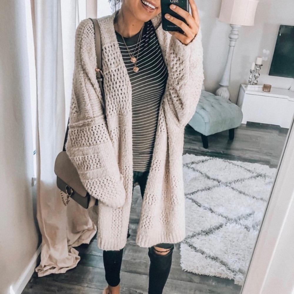 Chicwish: 40% Wool Blended Cozy My Heart Open Fluffy Longline Oversized Cardigan